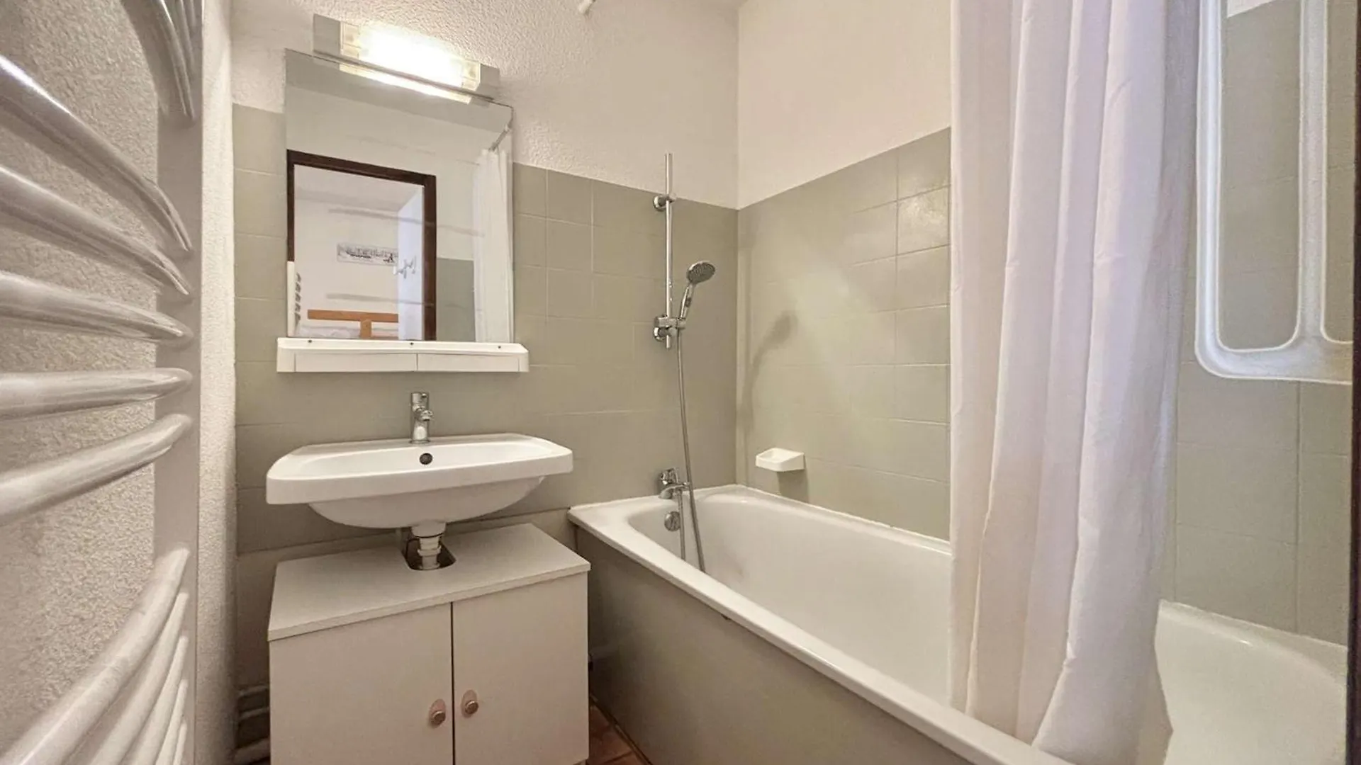 Studio Cosy A Notre-Dame-De-Bellecombe, Proche Des Pistes Et Commerces - 4 Pers, Balcon, Parking - Fr-1-595-25 Apartament Notre-Dame-de-Bellecombe